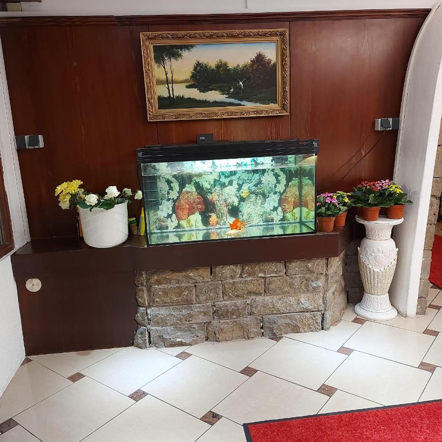 Hotel Tijda Щутгарт Екстериор снимка